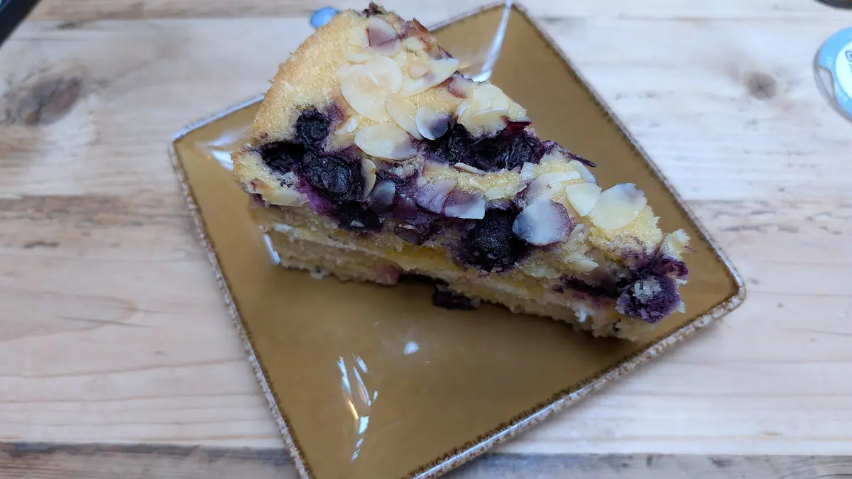 The Cake Box – eggless cake shop in Highters Heath, Shirley